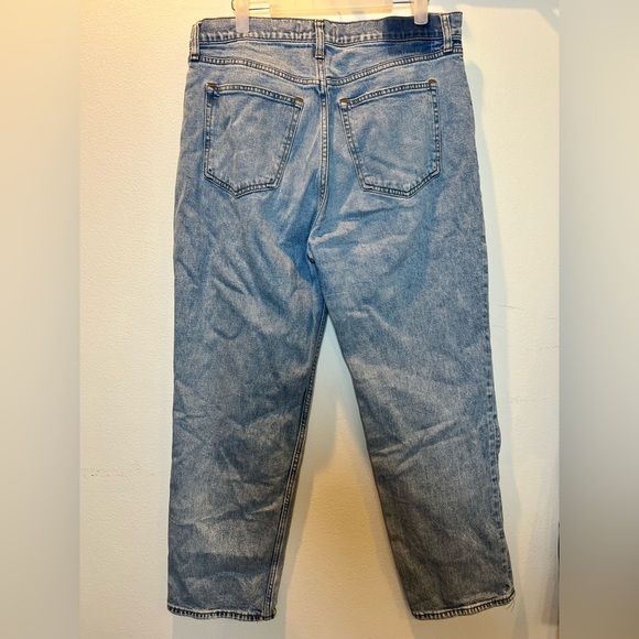 Abercrombie & Fitch women’s The Ankle Straight Ultra High Rise size 32/14 - Picture 3 of 5